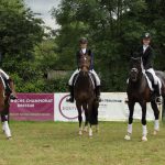 Sara Marie Werheit-Reuter und Romantico (l.) siegten bei der zweiten EQUIVA-Qualifikation vor der zweifach platzierten Pia Schein und der viertplatzierten Charlotte Löchner. Foto: Ponyhof - Bilder - AKi